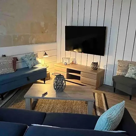 Апартаменты Sur Le Loir 75m2